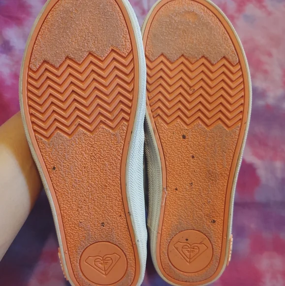 ROXY Tie Dye Canvas Sneakers: Size 6.5 - Picture 3 of 6